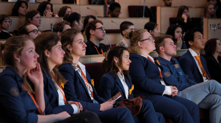 Foto van de organisatie van LIMSC die aanwezig is op de conferentie